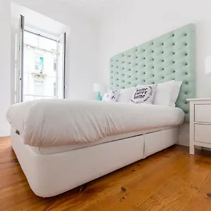 https://lisbon-heart-1-cozy-flat-family-friendly.hotels-lisbon-portugal.com